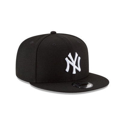 New York Yankees Basic Black and White 9FIFTY Snapback Hat